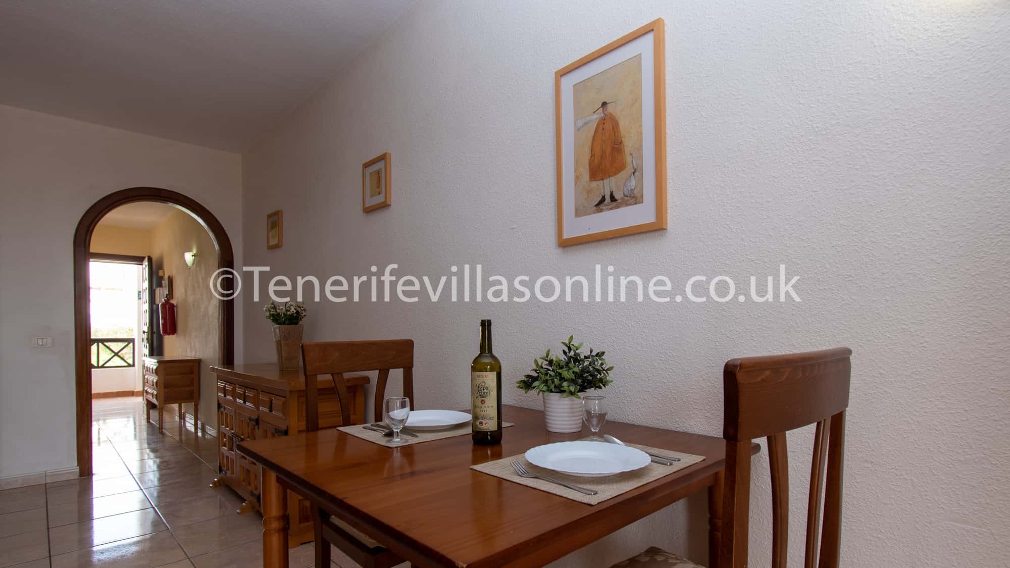 Victoria Court 1 Bedroom Apartment to rent in Los Cristianos Tenerife