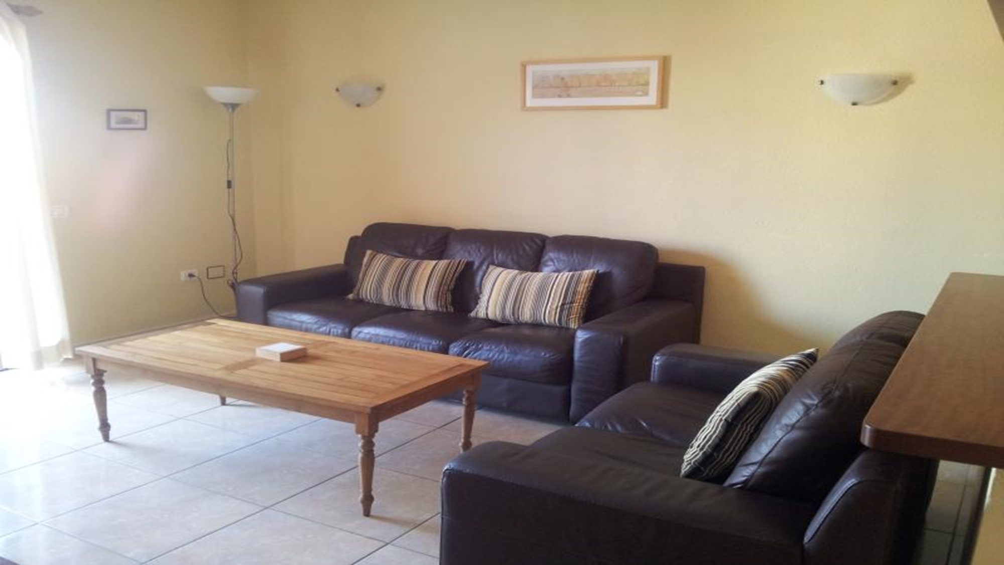 Victoria Court 1 Bedroom Apartment to rent in Los Cristianos Tenerife