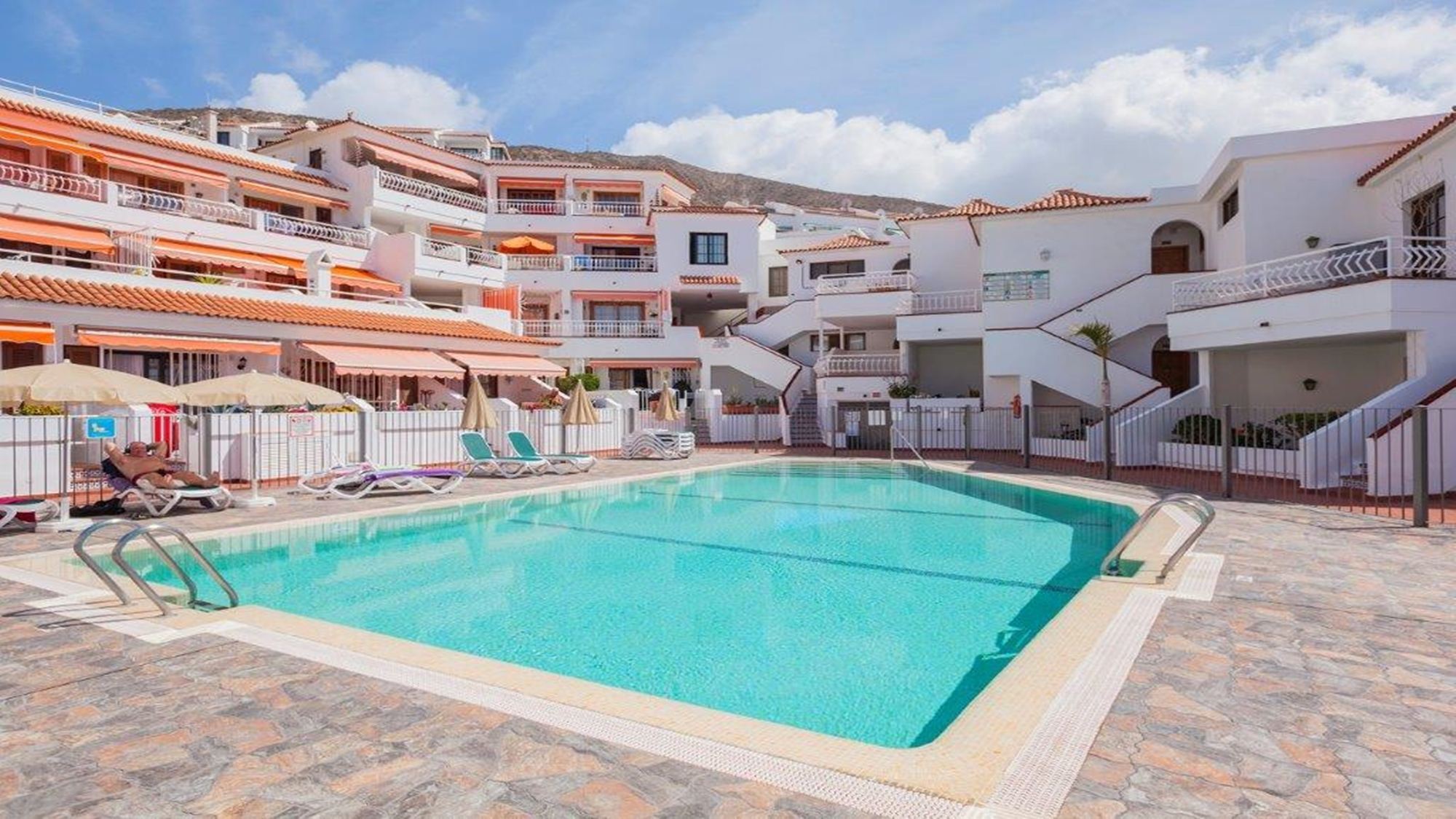 2 Bedroom Apartments To Rent Los Diamantes | Los Cristianos Tenerife